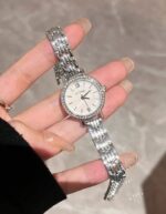 ساعت کوارتز مرواریدی